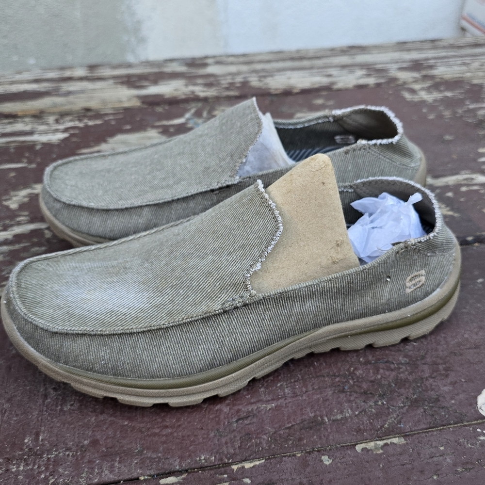 Skechers Men's Casual Slip-On Shoes Tan Sz 8.5